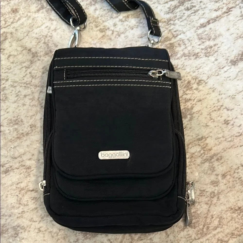 Baggallini Black Crossbody Bag with Adjustable Strap